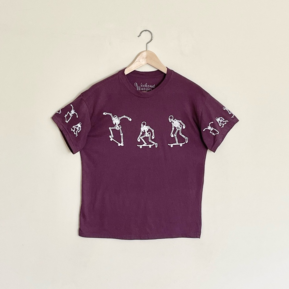 Weekend Warrior Skateboarding Skeletons Graphic Plum T Shirt Adult size Small